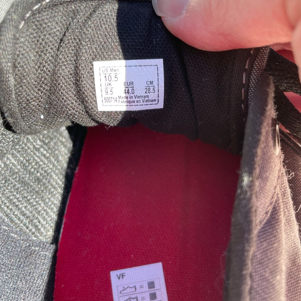 Men’s gray Vans - Picture 7 of 8
